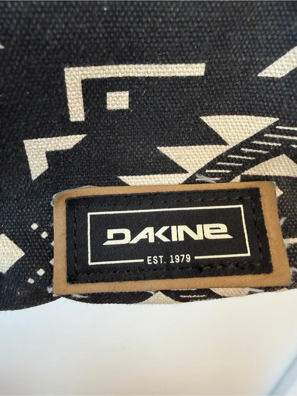 Dakine Black & Cream Geometric Boho Pattern Crossbody Bag